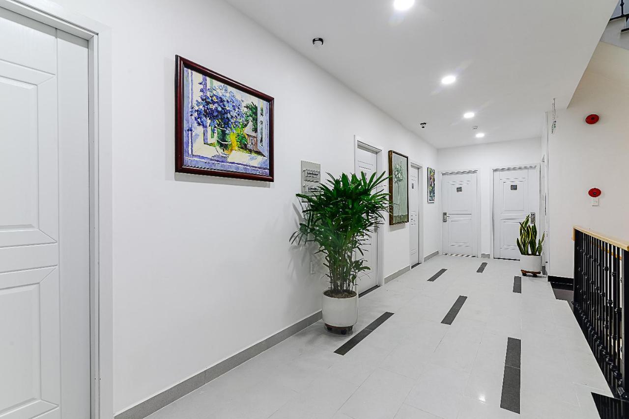Cozrum Homes The Gallery Residence Thành Pho Ho Chí Minh Esterno foto