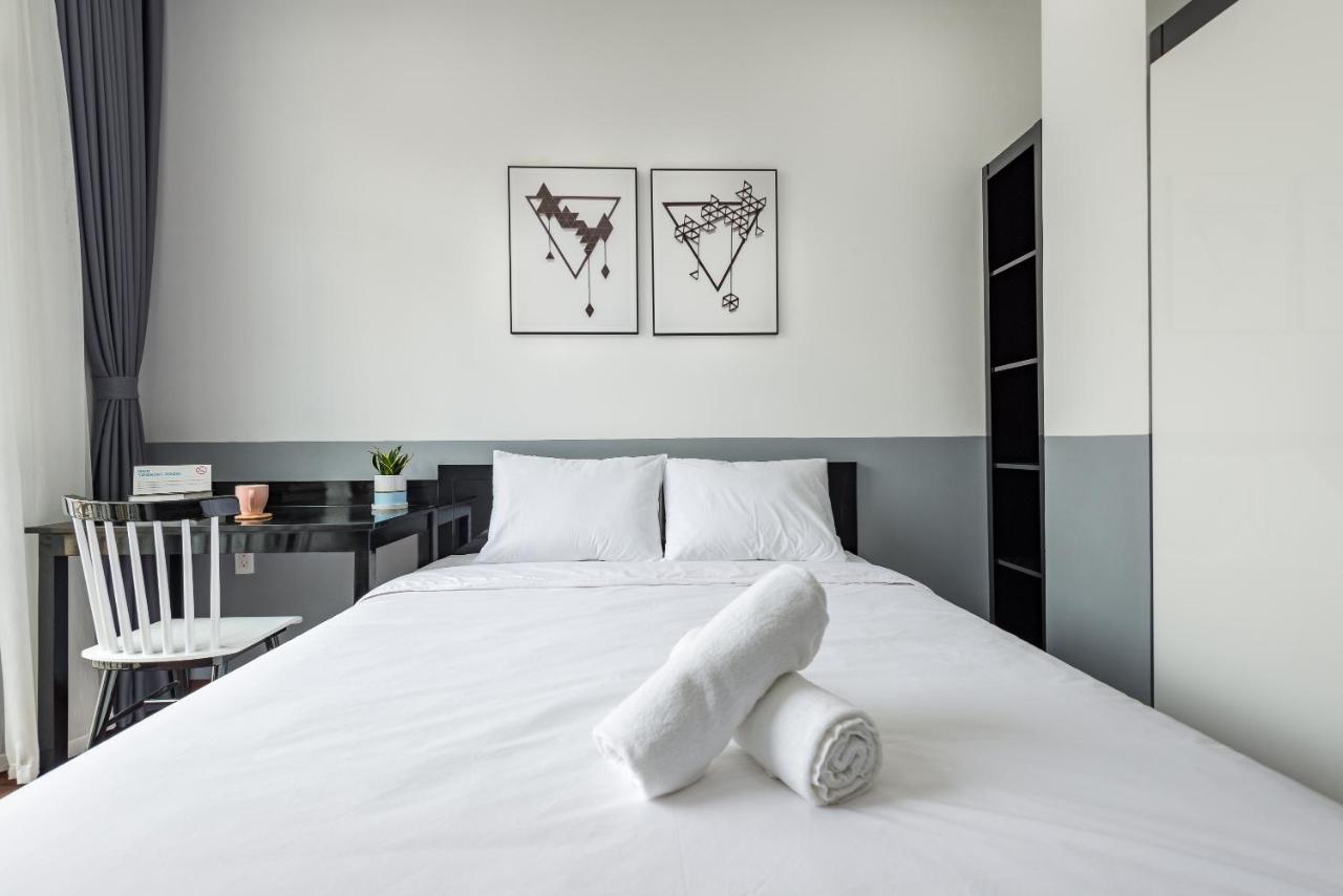 Cozrum Homes The Gallery Residence Thành Pho Ho Chí Minh Esterno foto