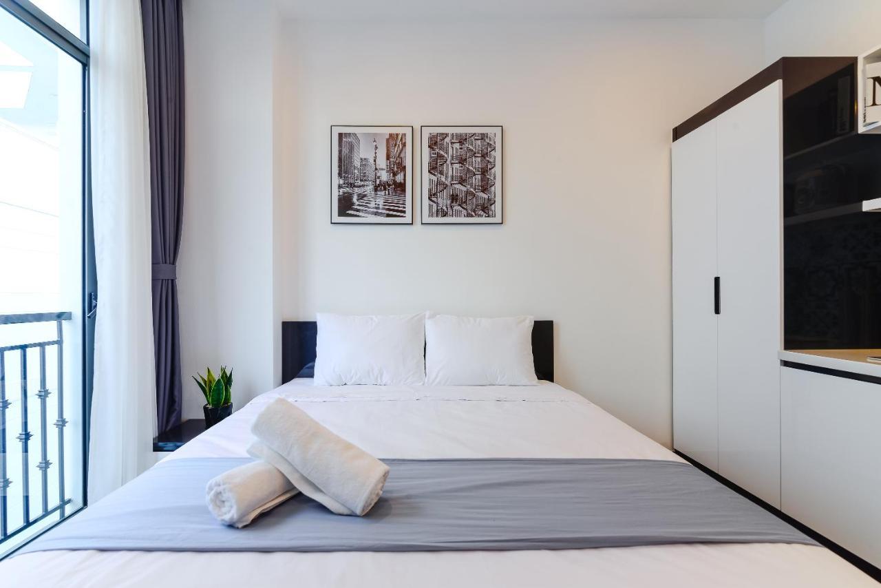 Cozrum Homes The Gallery Residence Thành Pho Ho Chí Minh Esterno foto